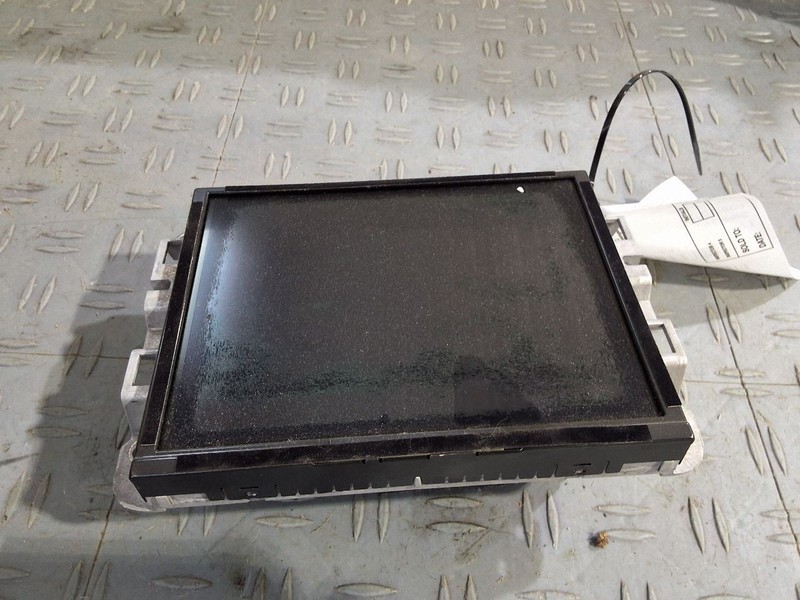 2018-2020 DODGE RAM 1500 Radio 8.4" Display and Receiver w/o navigation