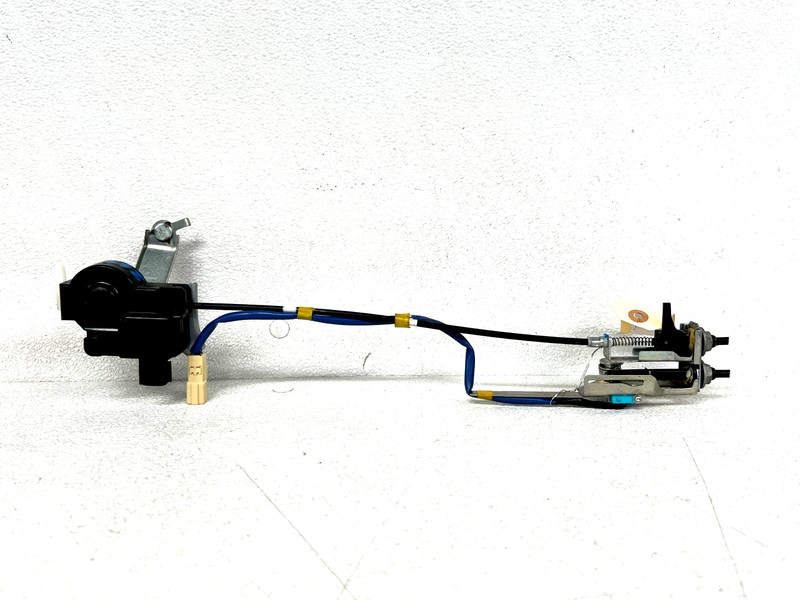 ⭐2008-2016 LEXUS LS600H FUEL TANK FILLER DOOR LOCK RELEASE ACTUATOR OEM LOT2622
