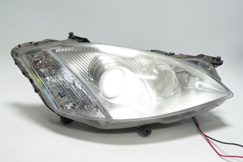MERCEDES S-Class Right RH Headlight Headlamp Xenon OEM 2007 - 2013