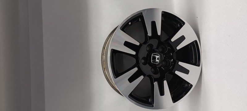 20 HONDA RIDGELINE Wheel 18x8 6 spoke OEM Grade B