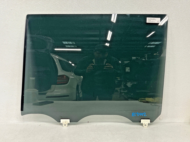 ⭐2011-2012 INFINITI QX56 REAR LEFT DRIVER SIDE DOOR WINDOW GLASS OEM LOT2442