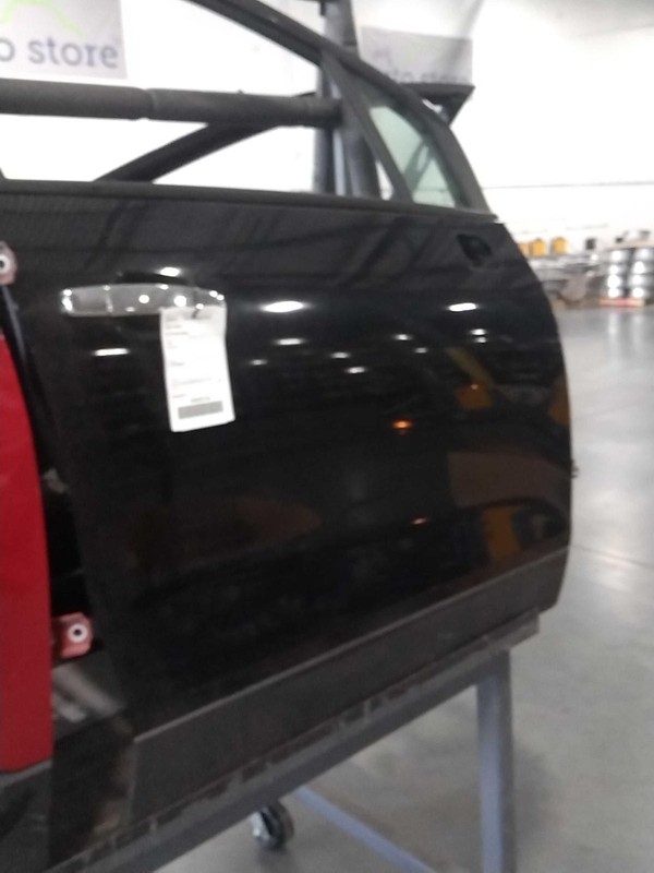 2017 Chevrolet Trax Right Door Black 44246 Used 107k Miles OEM Parts