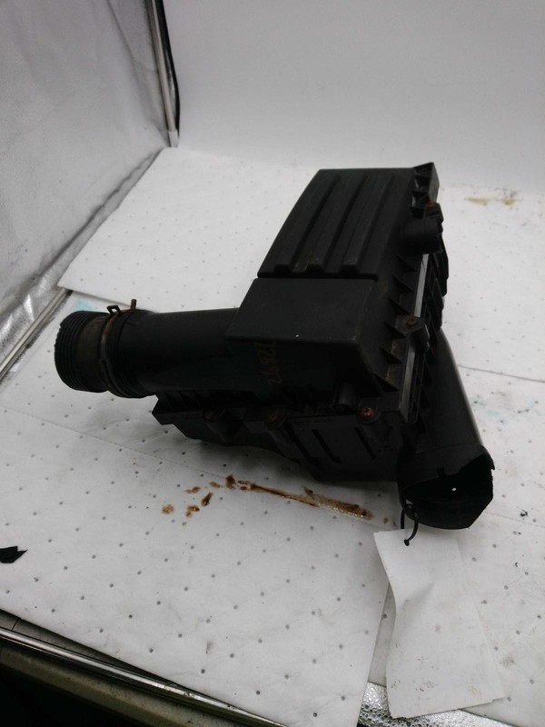 2014 Volkswagen Jetta Air Cleaner Assembly OEM 5C0129601D Used 86K Miles