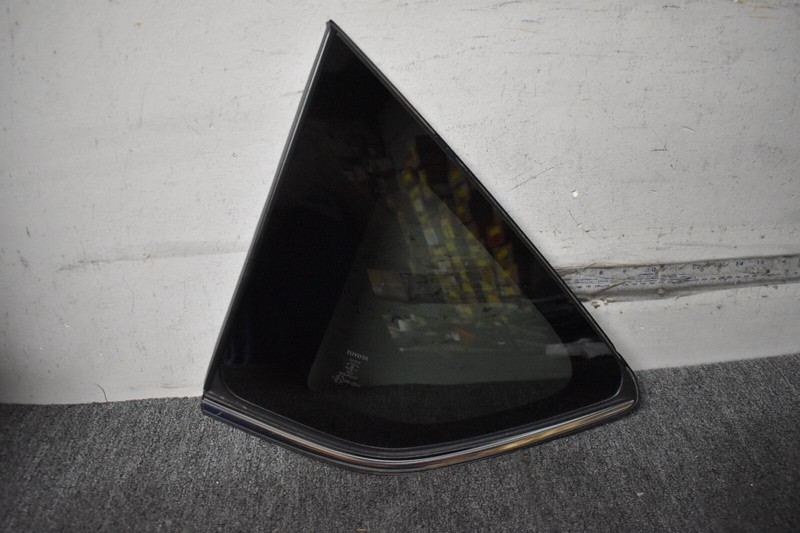 TOYOTA QUARTER TRIM WINDOW FACTORY OEM