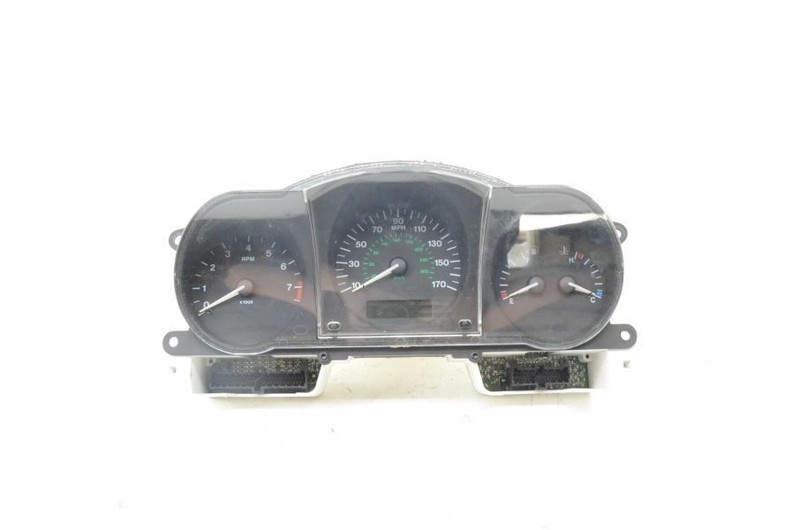 1999 JAGUAR XK8 4.0L CONVERTIBLE SPEEDO SPEEDOMETER ASSEMBLY 121,348 MILES