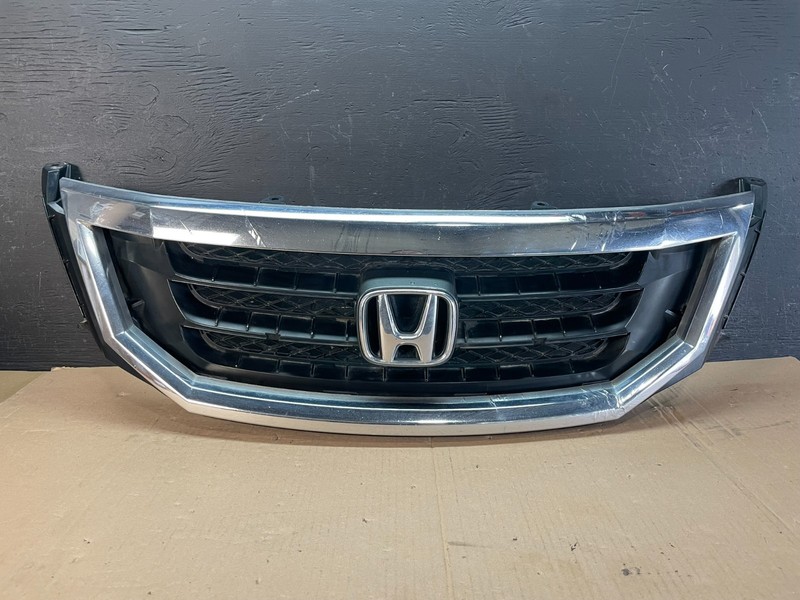 2008 2009 2010 Honda Odyssey Front Upper Grill Grille ad8415 DG