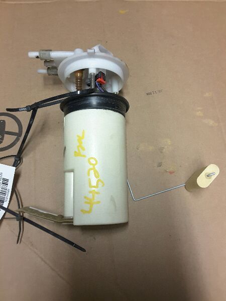 00 01 CHEVY SUBURBAN 1500 FUEL PUMP PUMP ASSEMBLY 140609