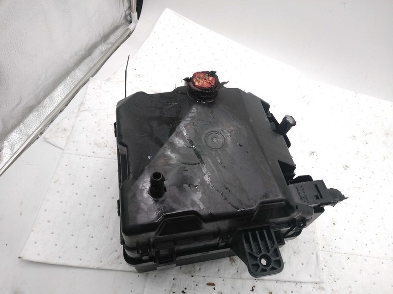 2015 Hyundai Genesis OEM Fuse Box Blue 3.8L 144K Miles Warranty NJ25-25261