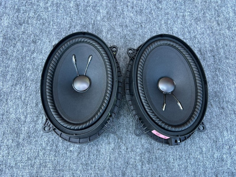 INFINITI QX60 2022-2026 OEM FRONT LEFT AND RIGHT DOOR SPEAKERS BOSE (PAIR)