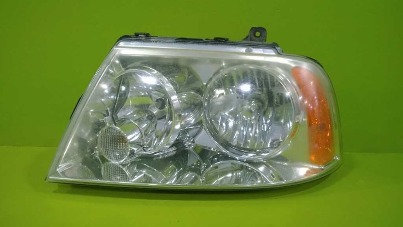 03 04 05 06 LINCOLN NAVIGATOR DRIVER LEFT HEADLIGHT LAMP OEM 3086-71