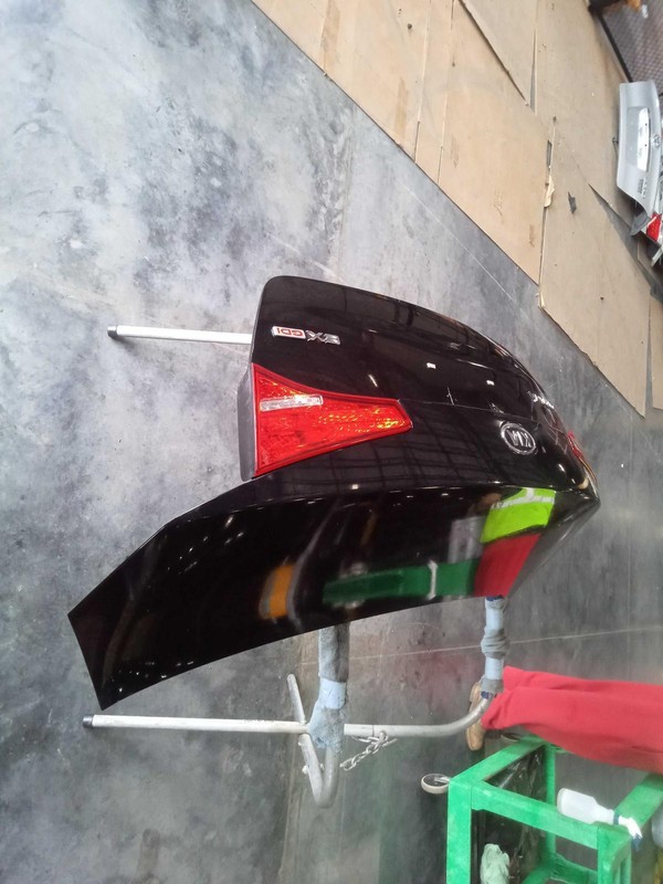 2012 KIA Optima Black Deck Lid OEM Used 4DR SED BLK 128K Miles NJ25-18594-461302