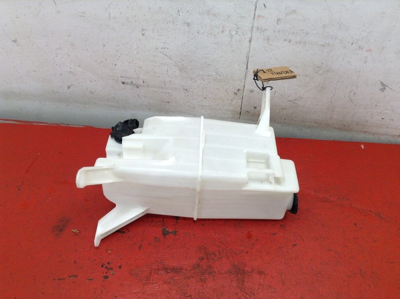 07-21 TOYOTA TUNDRA WINDSHIELD WASHER TANK BOTTLE RESERVOIR OEM