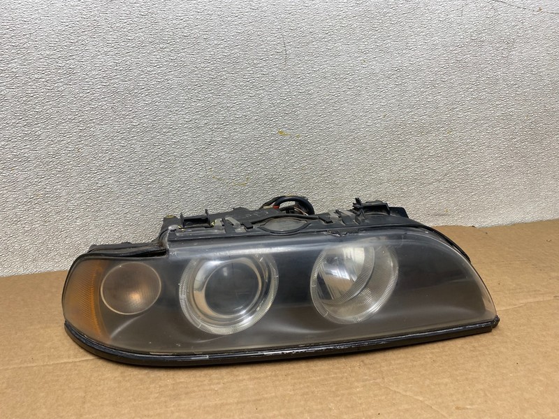 2001-2003 BMW E39 5 Series Headlight Right Passenger Side XENON OEM Z1259 DW