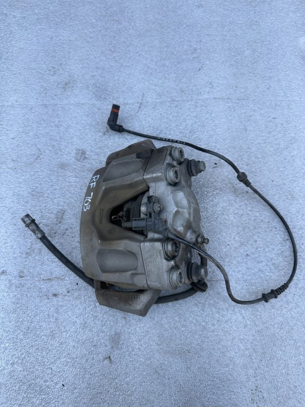2010-2013 MERCEDES E350 C207 A207 W212 RIGHT FRONT BRAKE CALIPER RWD AMG SPORT
