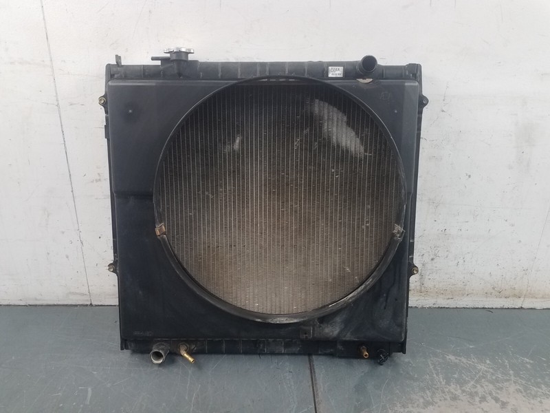 2001 Toyota Tacoma XtraCab 4x4 V6 Radiator / Fan Shroud #9140 S1