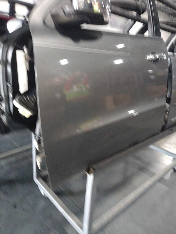 2011 Dodge Durango Left Front Door Grey OEM Used 140K Miles - Free Shipping