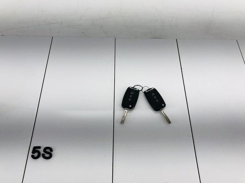 14-15 KIA OPTIMA DOOR LOCK & TRUNK & EMERGENCY HORN SMART KEY FOB SET OF 2 OEM