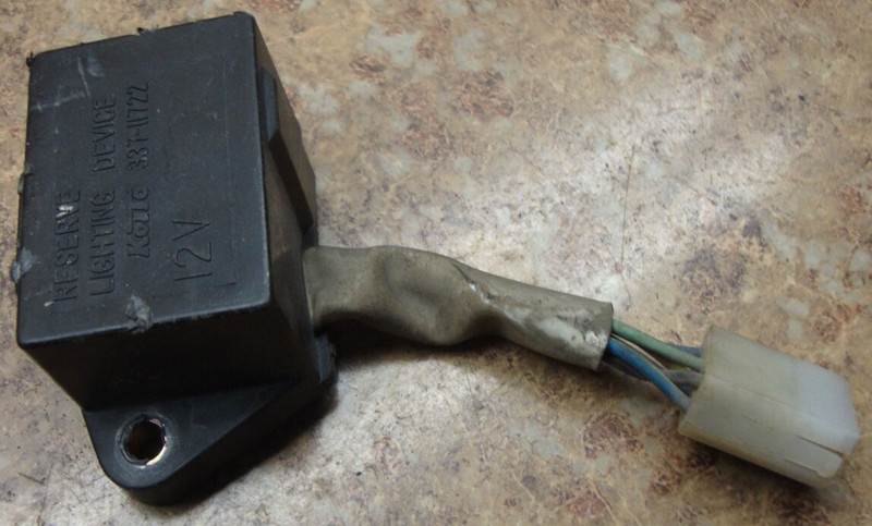 1981 Yamaha XS1100 XS 1100 Electrical Lighting Flasher Relay Reserve Hazard 1980