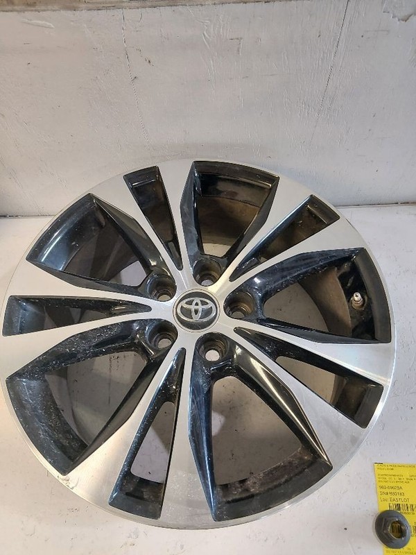 2015 Toyota RAV 4 Wheel Rim 18x7-1/2 Alloy Black Inlay