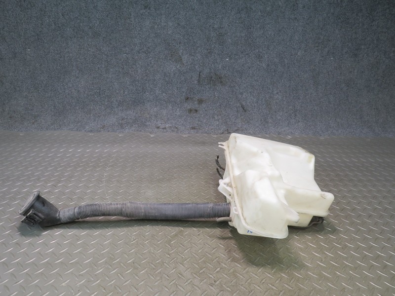 2006-2010 BMW E63 E64 M6 WINDSHIELD WASHER FLUID RESERVOIR TANK W PUMP 7896391