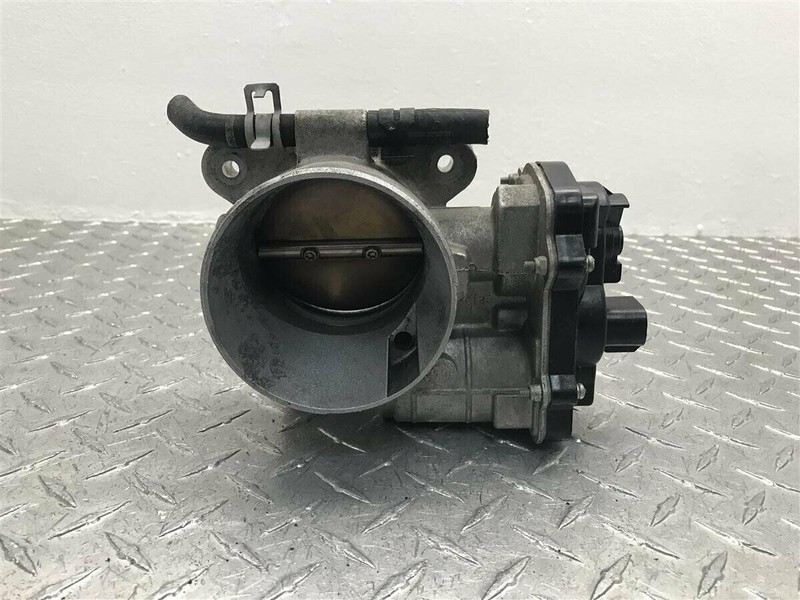 2003-2006 GMC YUKON 4.8L 5.3L 6.0L THROTTLE VALVE BODY OEM 12570800