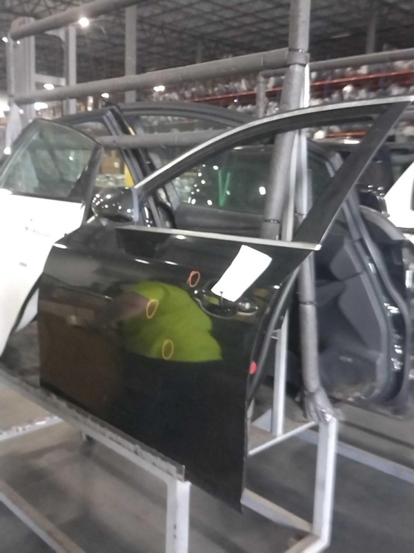 2004 BMW 530I Left Front Door Black OEM Used 165K Miles NJ25-27687-705313