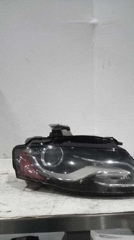 2009 Audi A4 Right Headlight Assembly Black OEM Used 463506 132k Miles
