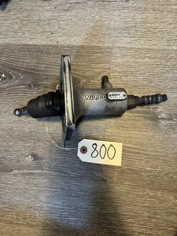International Wabco Clutch Slave Cylinder - P/N: 9700515120 3866376C91