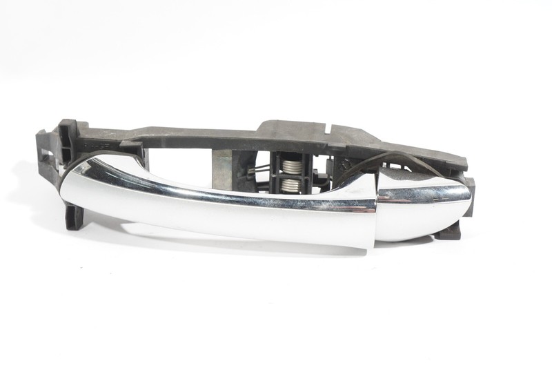 2006-2008 MERCEDES BENZ CLS500 W219 REAR LEFT EXTERIOR DOOR HANDLE SILVER OEM