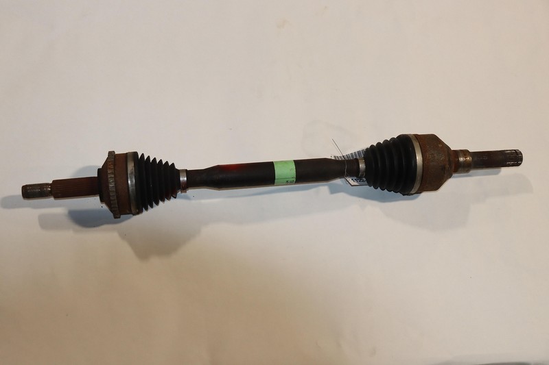 2002 FORD THUNDERBIRD RWD REAR RIGHT PASSENGER SIDE AXLE SHAFT CV U JOINT OEM