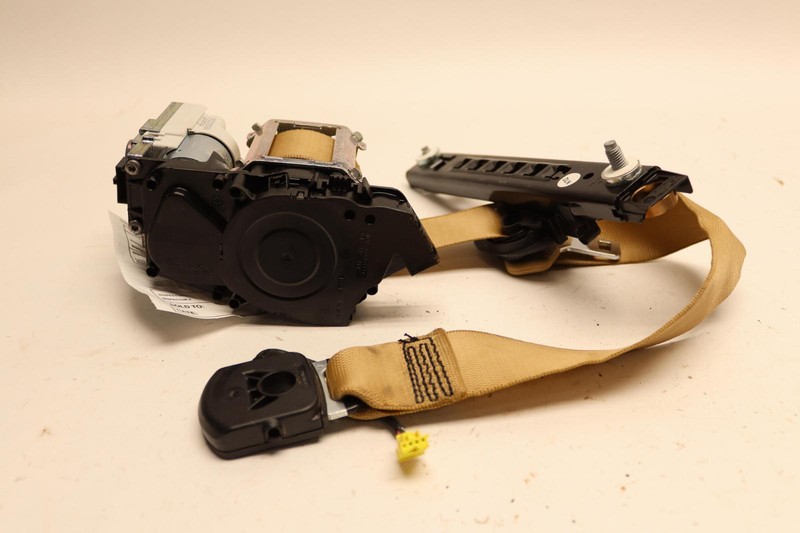 2010 MERCEDES S-CLASS S550 W221 FRONT RIGHT PASSENGER SIDE SEAT BELT OEM