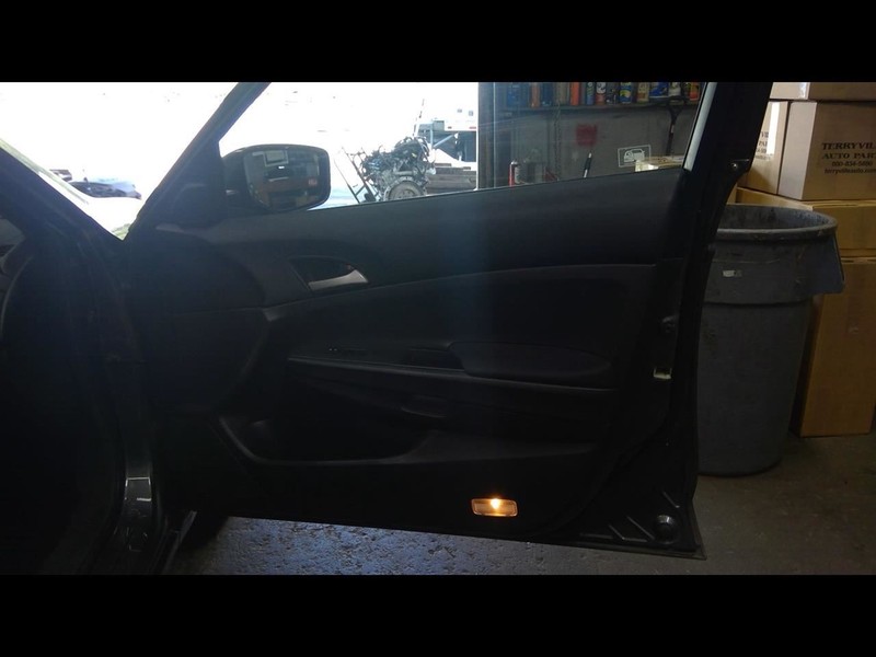 2012 ACCORD Passenger Right Front Door Trim Panel 1643459