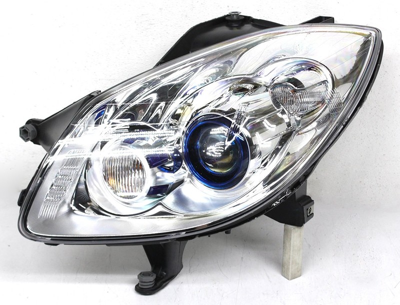 OEM Left Driver Side Xenon (HID) Headlamp For Buick Enclave 22777955