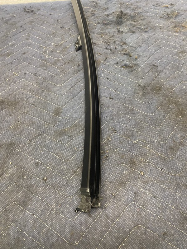 2008 Honda Accord 3.5 EXL Right Rear Window Guide OEM