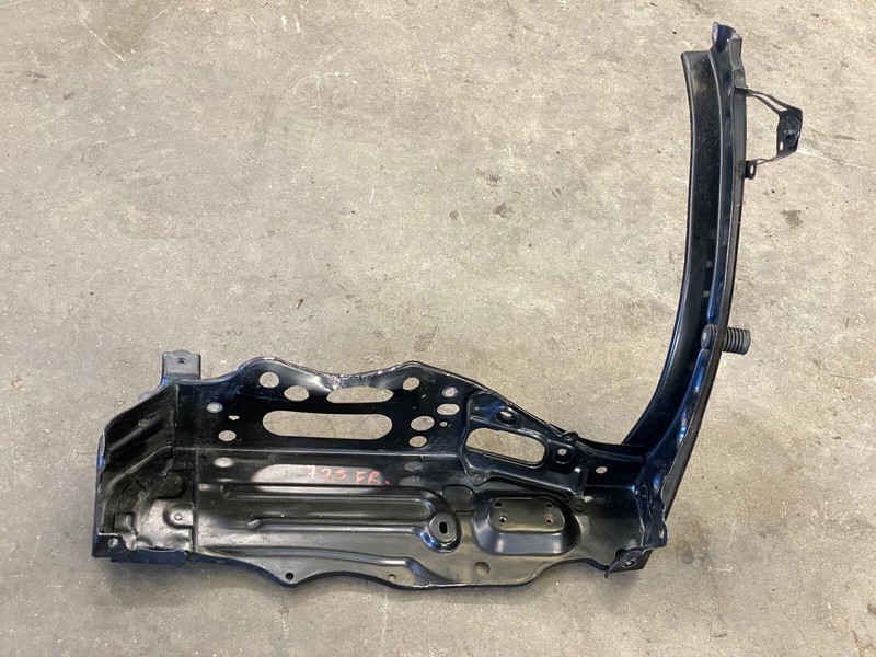 2013-2020 LEXUS GS350 RIGHT PASSENGER RADIATOR CORE SUPPORT BRACKET OEM LOT725