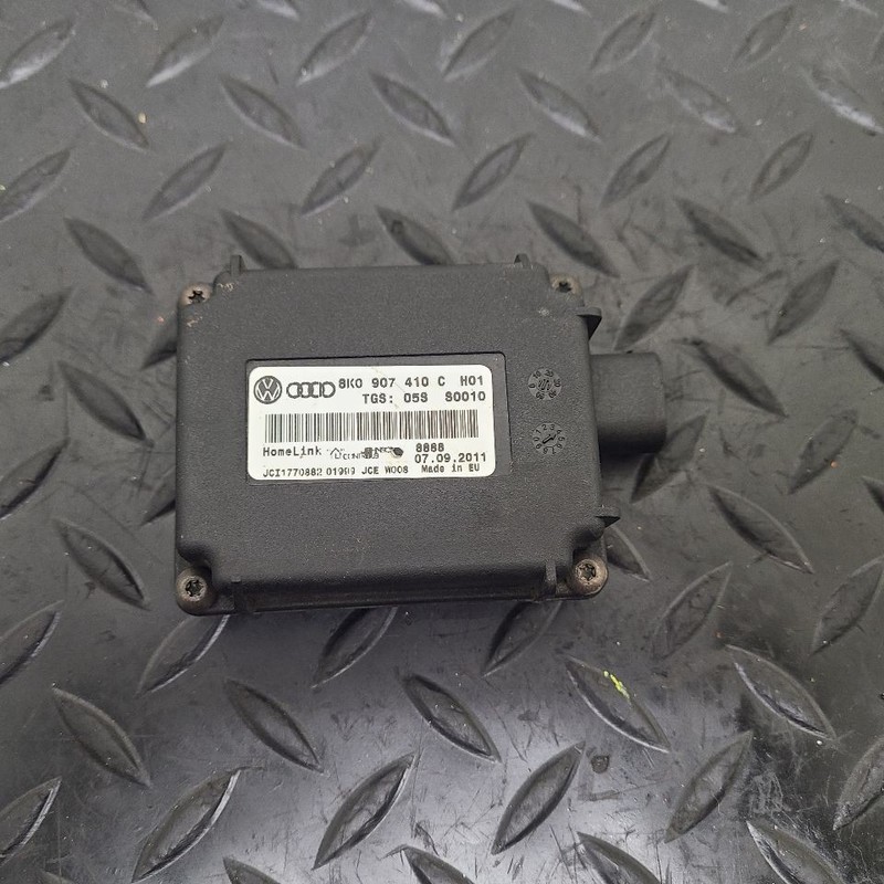 09-12 Audi Q5 Driver Assist Garage Door Opener Module OEM 8K0-907-410-A