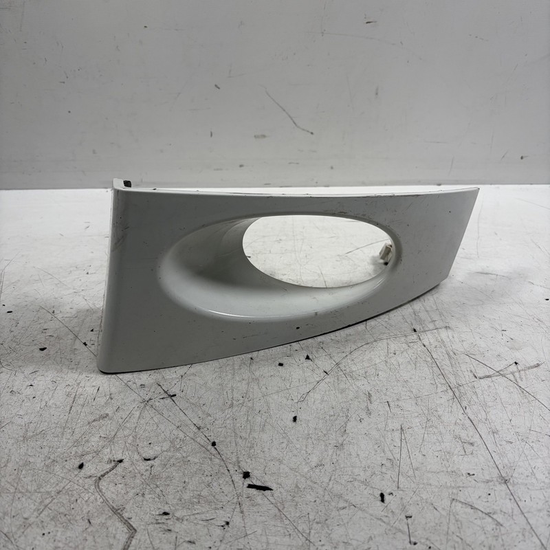 07-08 Honda Fit Left Driver Side Foglight Housing White 33951-SLN-A01ZC OEM