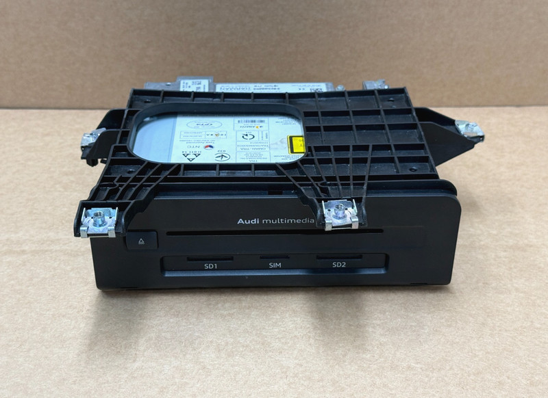 18 19 20 Audi S5 AM FM CD Player Audio Radio Receiver Head Unit 1433 OEM