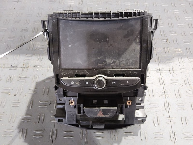 2018 Chevy CRUZE Radio Receiver w/Satellite Opt U2K 7.00" Screen Opt IOA