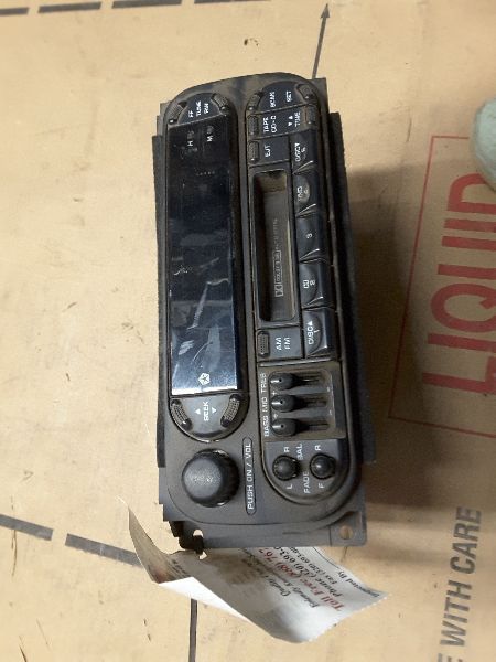 99 00 JEEP GRAND CHEROKEE AUDIO EQUIPMENT 101112