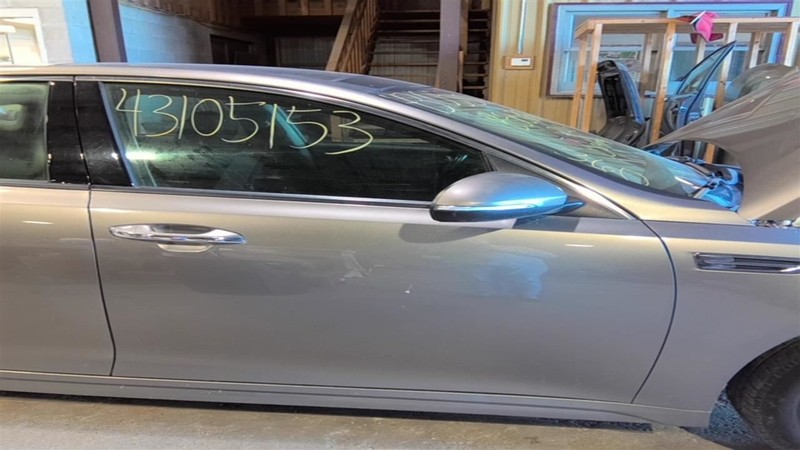 Passenger Front Door US Built VIN 5 1st Digit Fits 16-20 OPTIMA 3569136