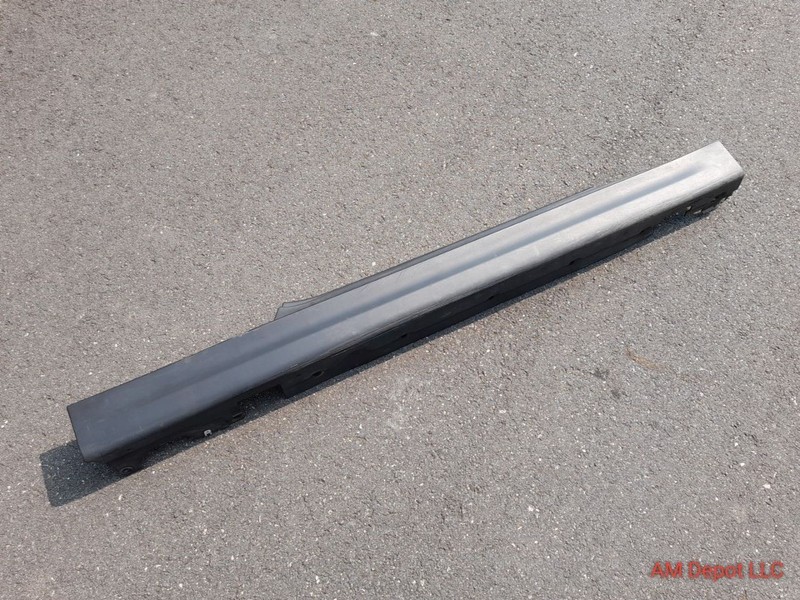 2017 Mini Cooper S F56 F66 Right Passenger Skirt Rocker Panel Cover 5A3DE52