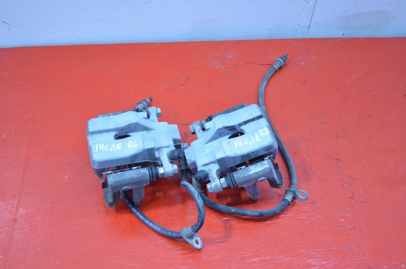 12-17 TOYOTA CAMRY 2.5L FWD REAR LEFT / RIGHT BRAKE CALIPER SET OEM