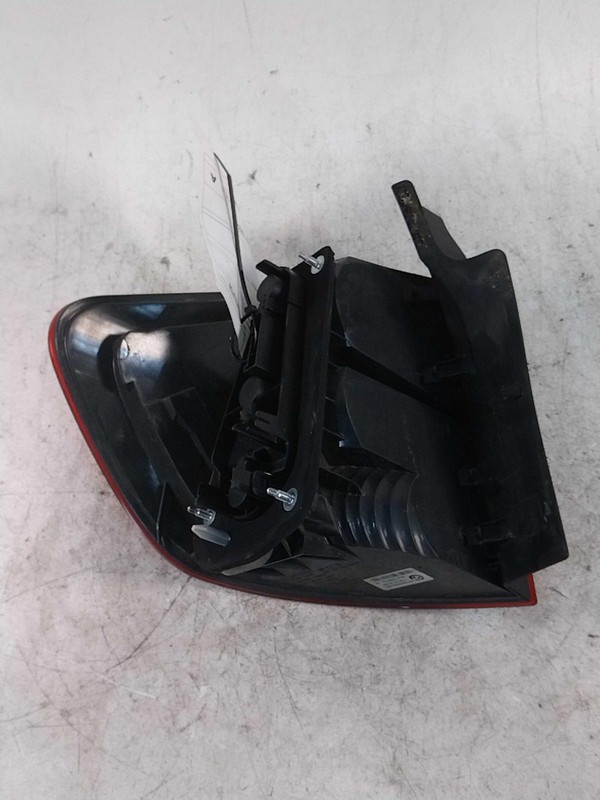 2015 BMW X1 Right Tail Light Assembly White Used OEM 37539 141K Miles