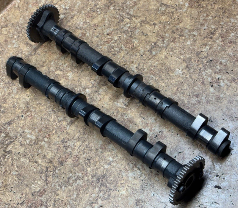 2006 07 Kawasaki ZX636 Ninja Engine Cylinder Head Cam Shafts CamShafts ZX 636 B8
