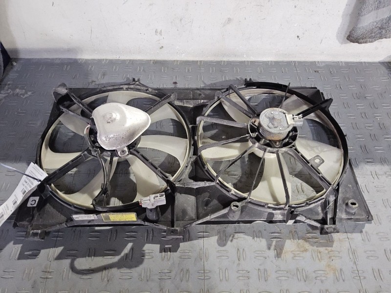 2007-2009 Toyota Camry Radiator Fan Motor Fan Assembly w/o Tow Package