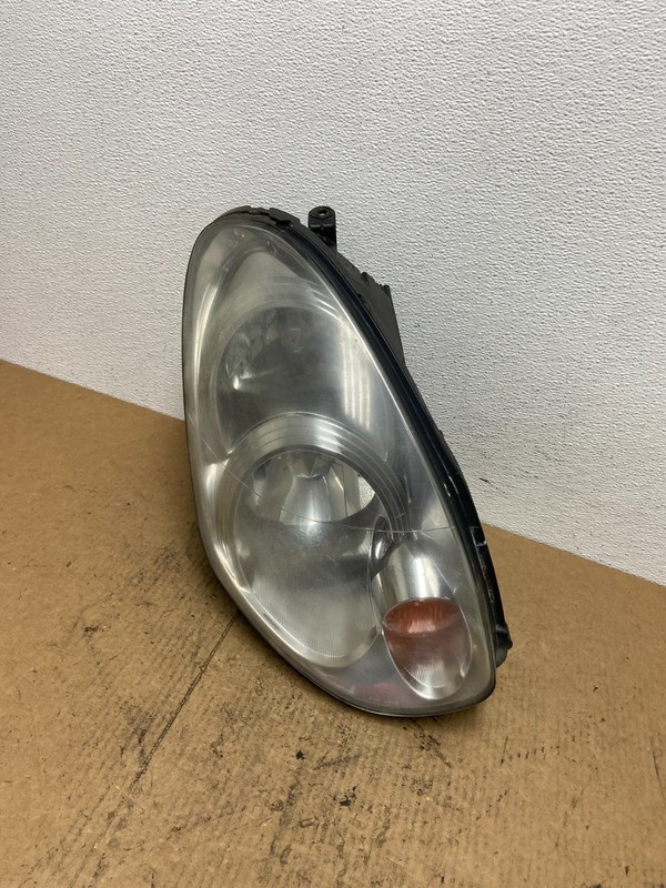 2005-2006 Infiniti G35 Right Passenger Hid Xenon Headlight Sedan Oem AC3714 DW