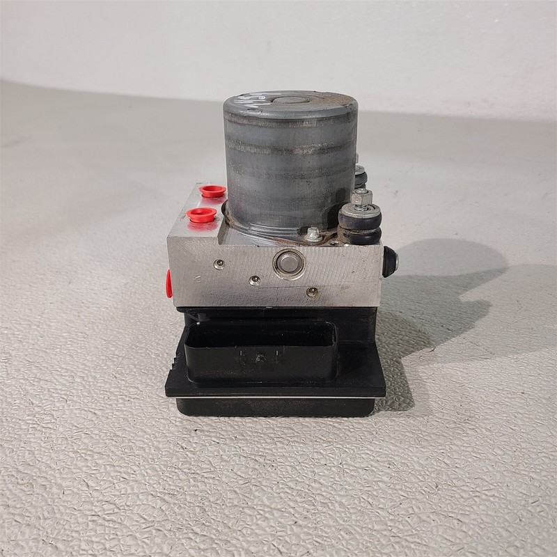 2014 Camaro Ss Ebcm Abs Module With Pump Oem Aa7459
