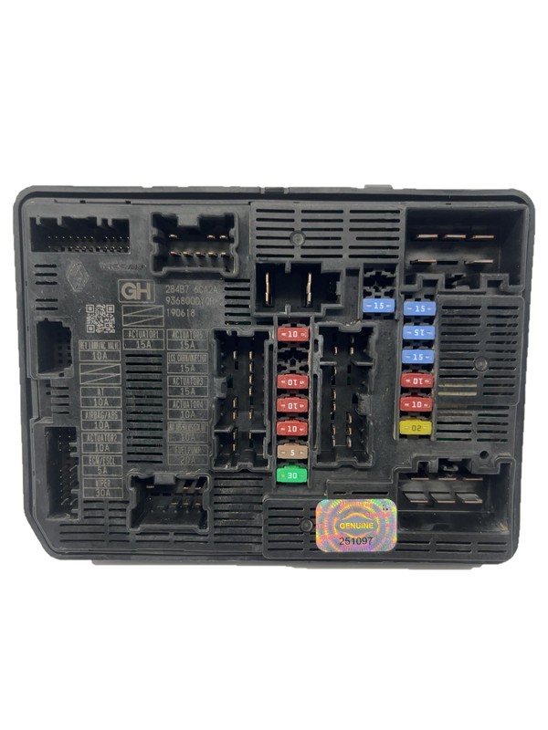 2020-2024 Nissan Versa S 1.6L Engine Fuse Box Panel Relay With Cover OEM
