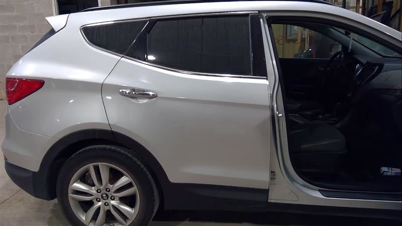Passenger Rear Side Door Electric SWB Sport Fits 13-18 SANTA FE 3137827